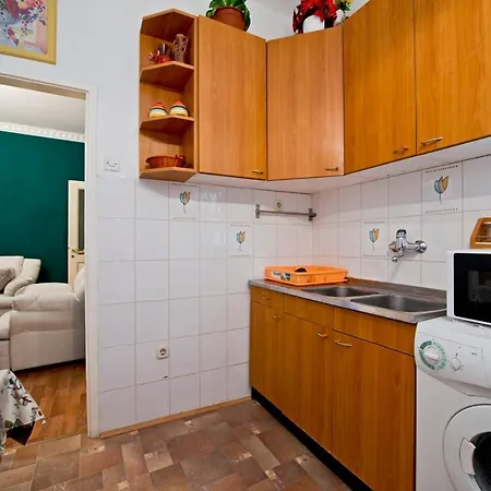 A1 - In The Very Heart Of Apartment